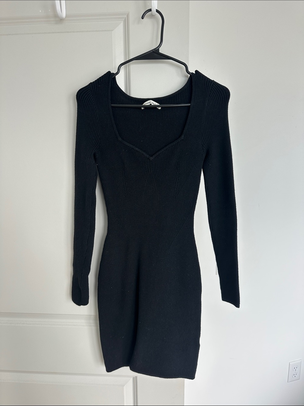 Abercrombie & Fitch Black Ribbed Long-Sleeve Knit Dress